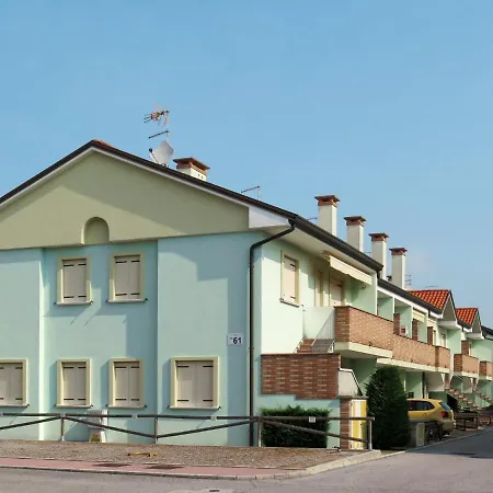 Solmare-10 By Interhome Rosapineta